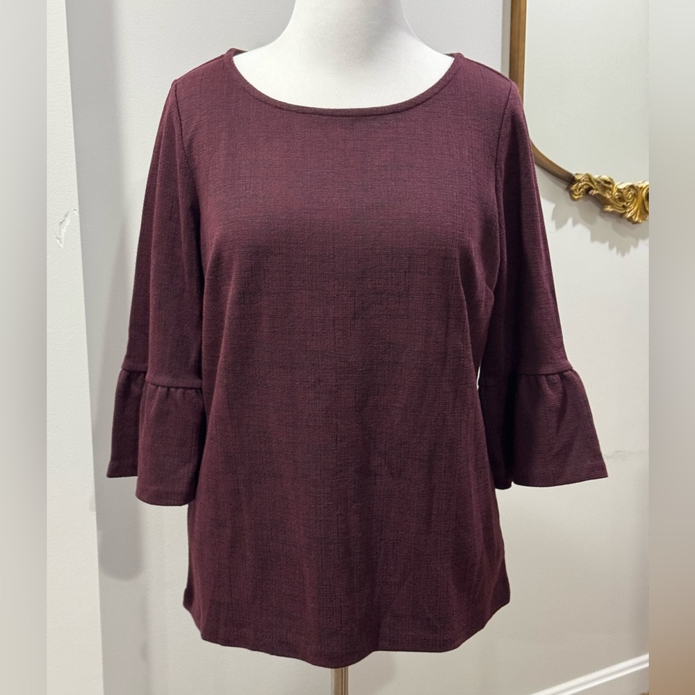 Ann Taylor 3/4 Ruffle Sleeve Top Burgundy Textured Blouse‎ Size X